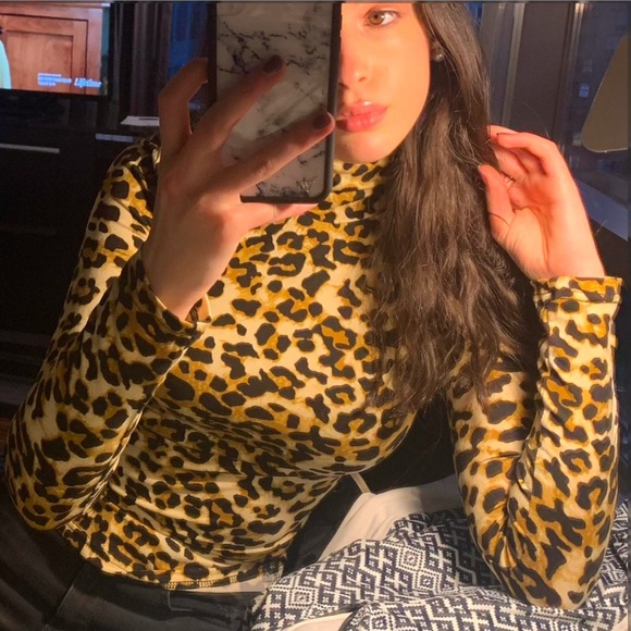 90s style cheetah print long sleeve top - Picture 1 of 4